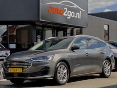 Ford Focus Wagon - 1.0 ECOBOOST HYBRID TITANIUM NAVI AIRCO APPLE-CARPLAY LED LMV PDC