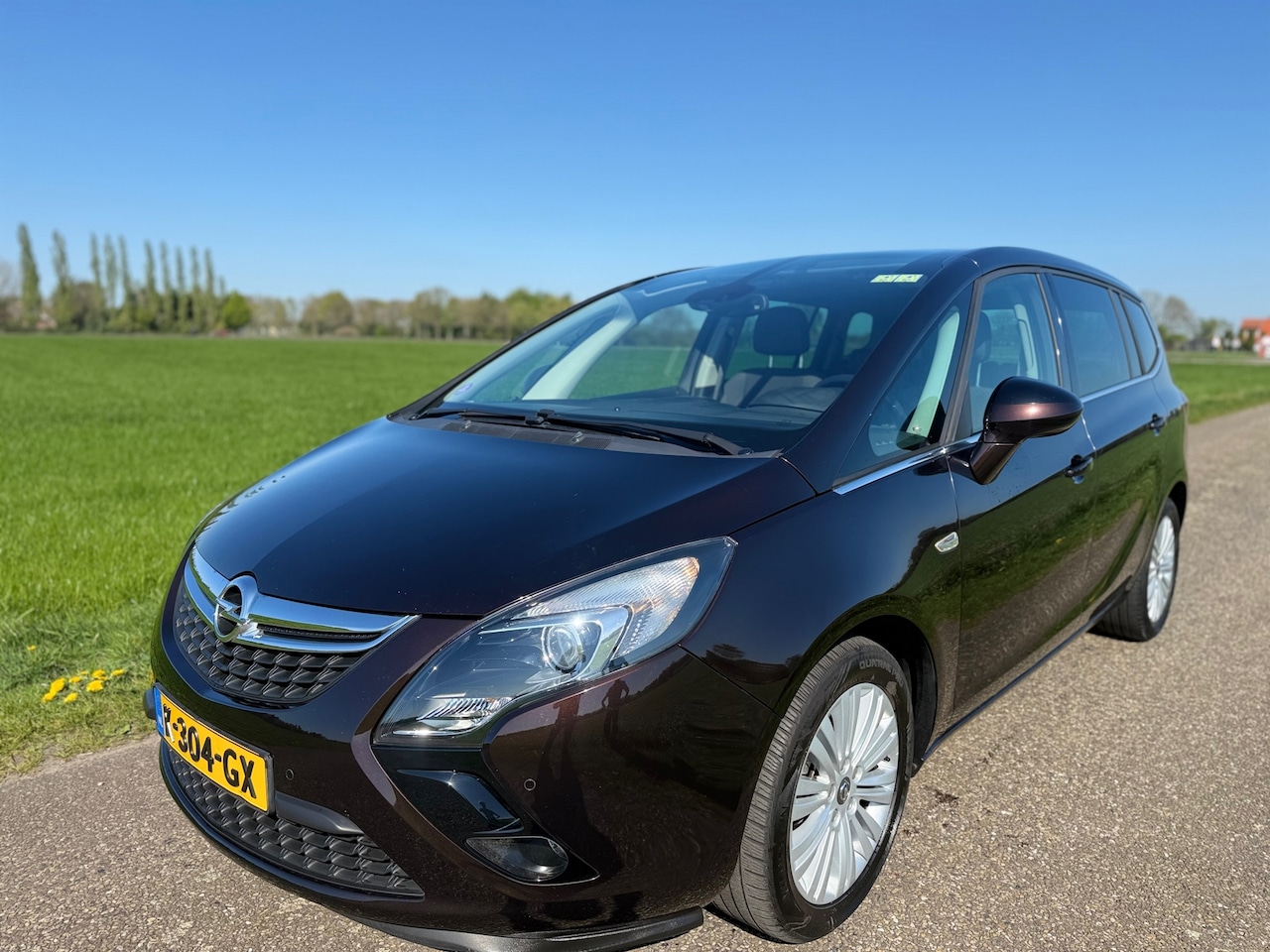 Opel Zafira Tourer - 1.4 Cosmo 7p. Automaat Pano - AutoWereld.nl