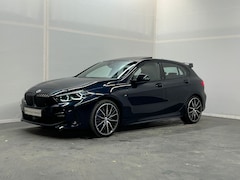 BMW 1-serie - 120i Executive | M Performance achterspoiler | M Sport Plus Pack | Panoramadak | M Sportst