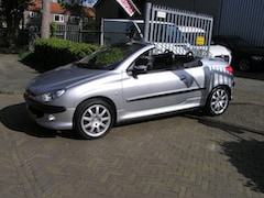 Peugeot 206 CC - 2.0-16V 204 d km airco APK