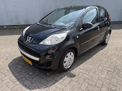Peugeot 107 - 1.0-12V XS KIJK AUB ALLE FOTO'S, VASTE PRIJS, BIEDEN WORDT NIET OP GEREAGEERD. 111.168 KM,