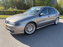 SEAT Leon - 1.8-20VT FR Topsport 250PK|Verlaagd|Cruise|D-riem vervangen
