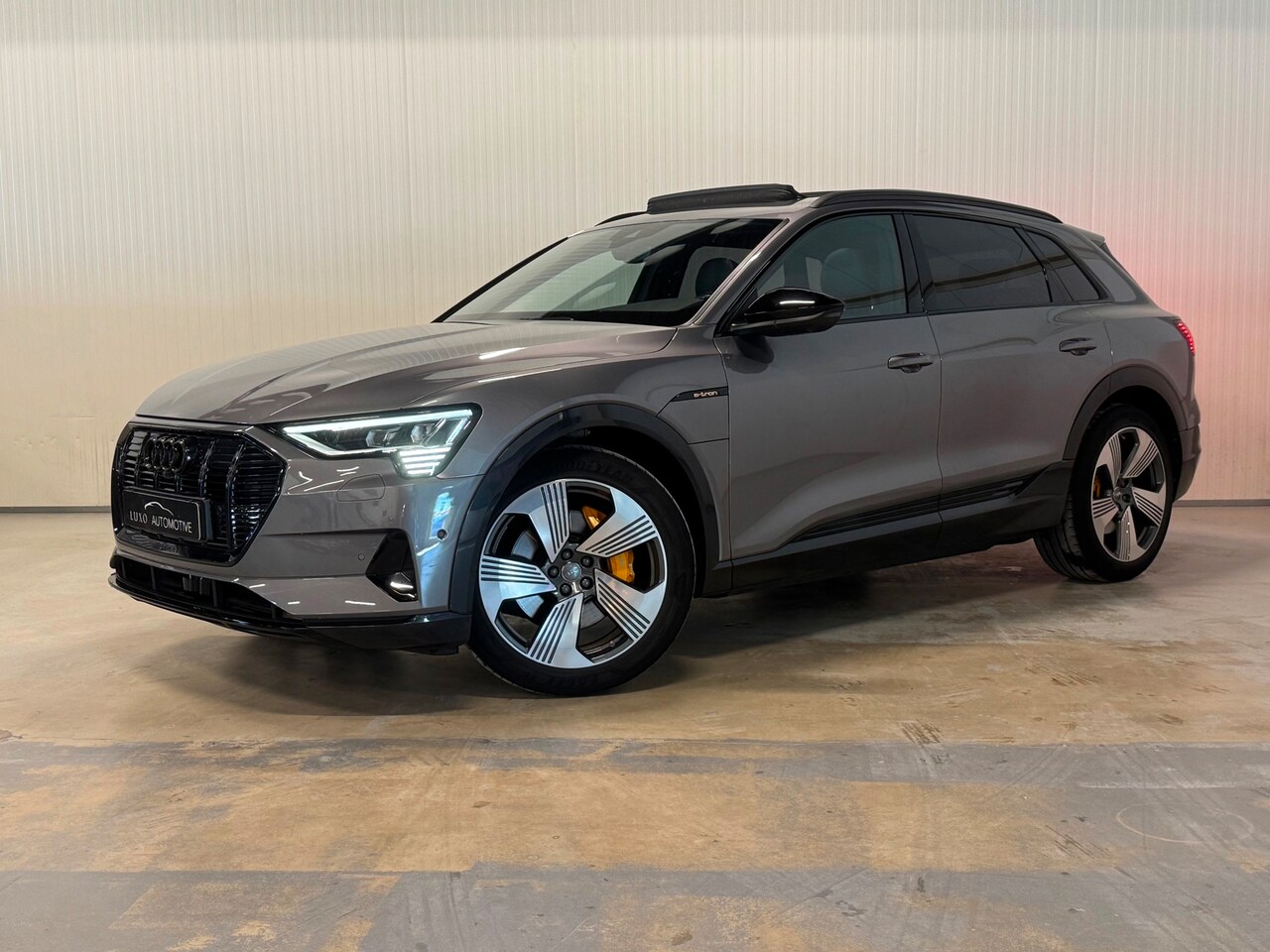 Audi e-tron - 55 quattro advanced 95 kWh | PANO | S-LINE | B&O | 360 CAMERA - AutoWereld.nl