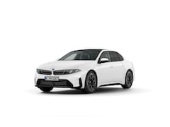 BMW i3 - 50 xDrive M Sport / Panoramadak / Trekhaak / 3D Head-Up / Multifunctionele Stoelen / Adapt