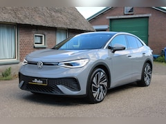 Volkswagen ID.5 - Pro 77 kWh SOh 95% LED PANO NAVI TREKHAAK 83000KM