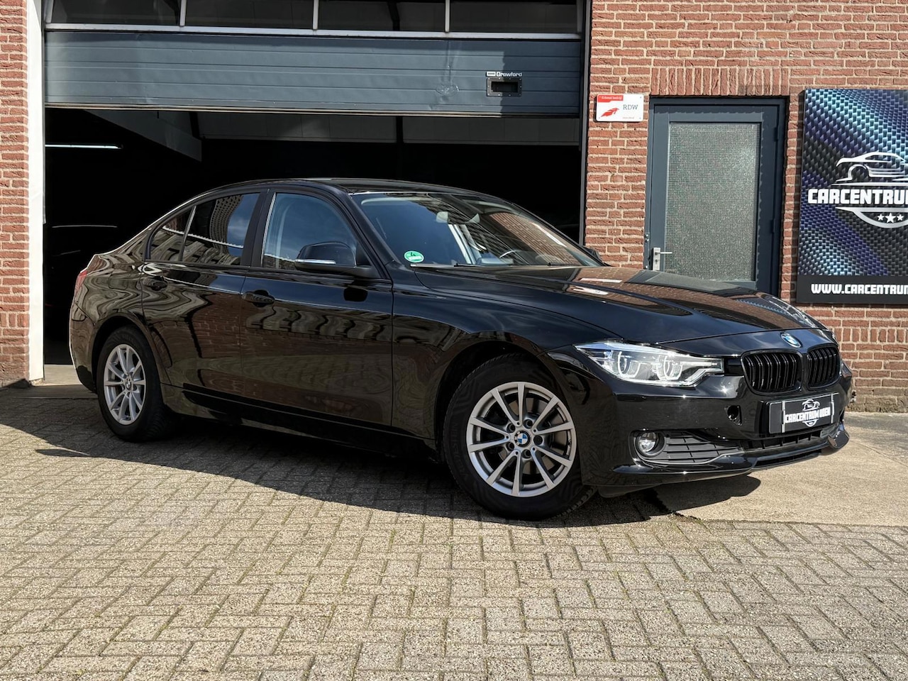 BMW 3-serie - 320 i 320i - AutoWereld.nl