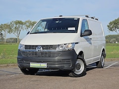 Volkswagen Transporter - 2.0 TDI T6.1 L1H1 Carplay Achterklep Trekhaak CruiseControl 3-Zits Pdc Euro6 OH-Historie