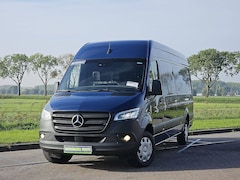 Mercedes-Benz Sprinter - 317 L3H2 Maxi Mbux LED Navi Trekhaak Euro6 170Pk 3-Zits/Leer