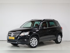 Volkswagen Tiguan - 1.4 TSI Sport&Style 4M | Cruise | Trekhaak | Leder | Stoelverwarming