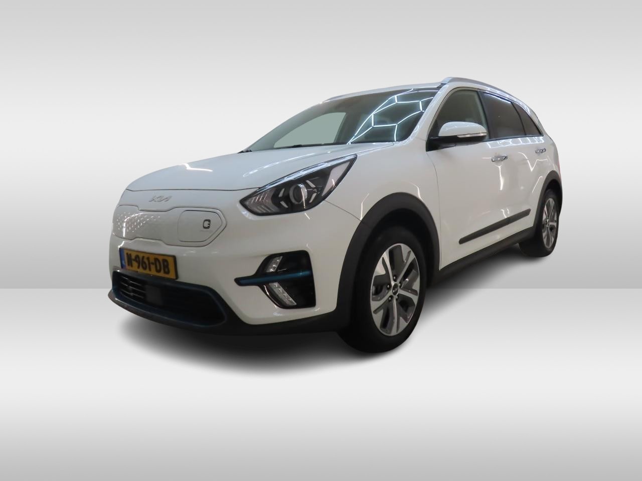Kia e-Niro - EDITION 64 KWH 3-FASE 98,7% SOH | Navi | Cruise Adaptief - AutoWereld.nl