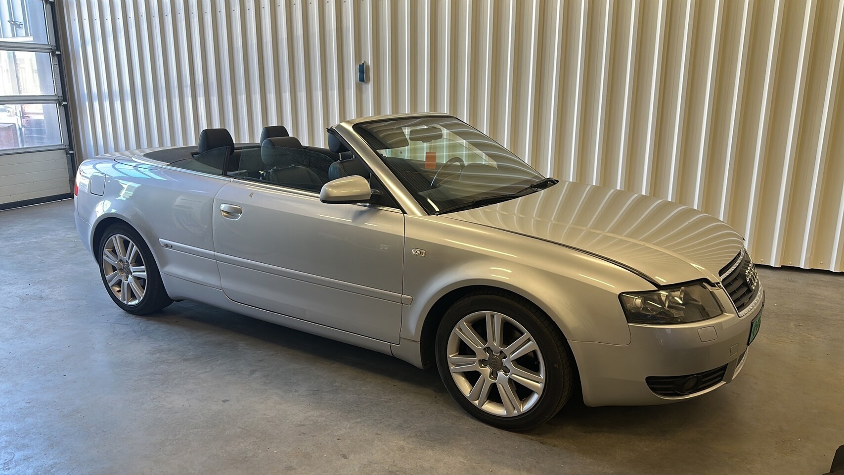 Audi A4 Cabriolet - 2.4 V6 Automaat - AutoWereld.nl