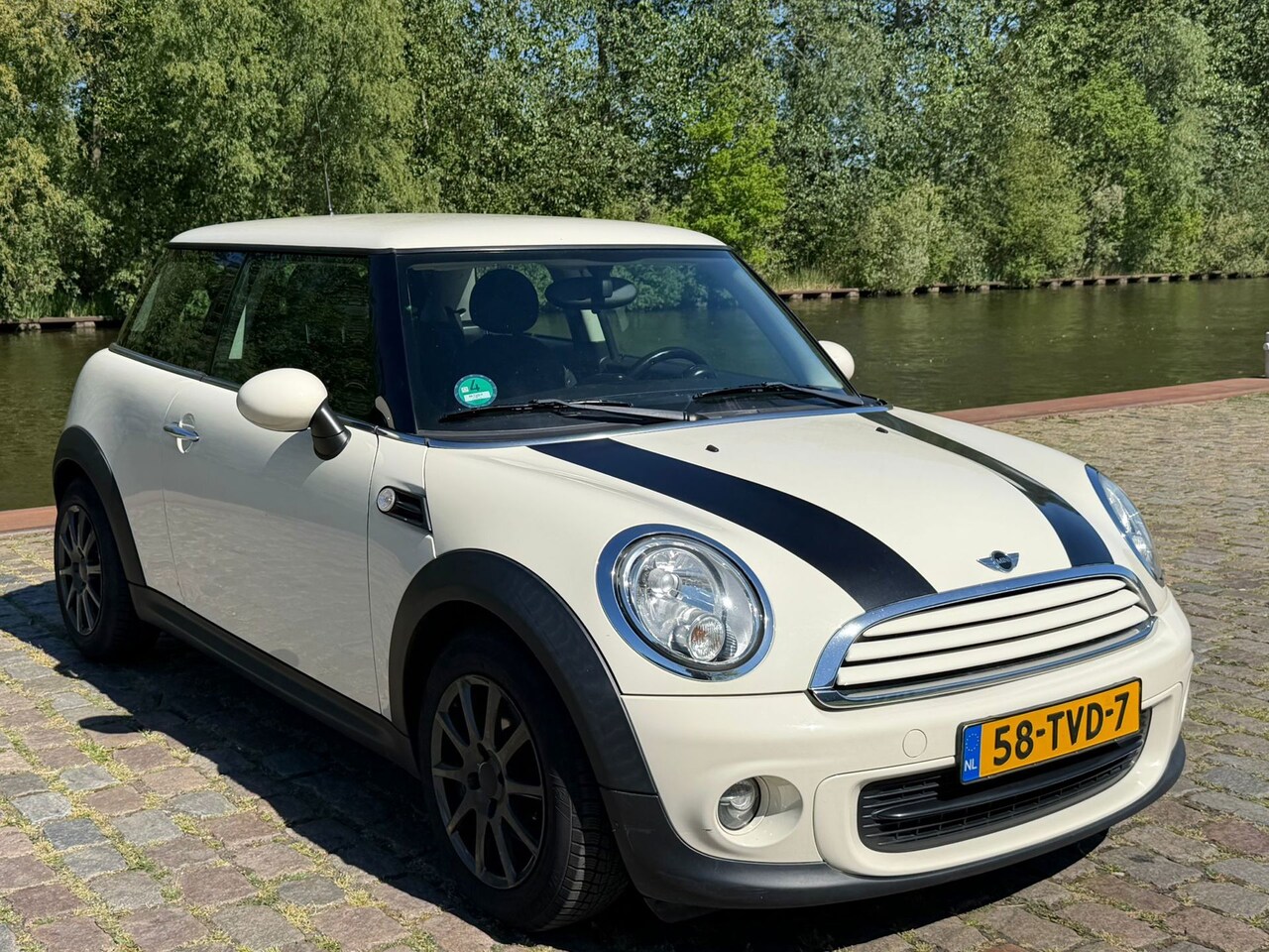 MINI One - Mini 1.6 MINIMALIST Business Line Airco elektrische ramen cv op afs - AutoWereld.nl