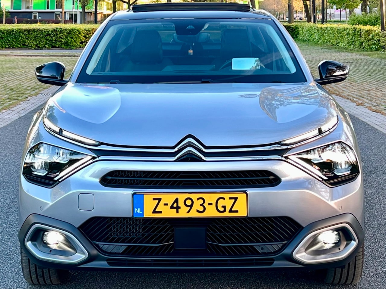 Citroën C4 X - 1.2 Puretech Max ALLE OPTIES PANO/HUD DEALER GARANTIE - AutoWereld.nl