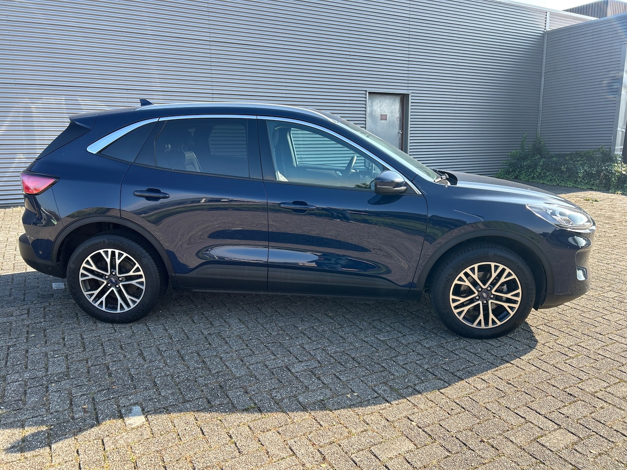 Ford Kuga - 2.5 PHEV Titanium X 2.5 PHEV Titanium X LINE - AutoWereld.nl