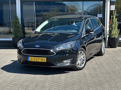 Ford Focus Wagon - 1.0 / Airco / Lage km stand