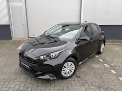 Toyota Yaris - 1.5 Hybrid 115 Comfort | Actieprijs | Nieuw en direct uit voorraad leverbaar |