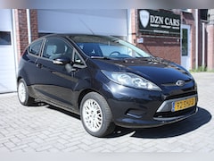 Ford Fiesta - 1.25 Trend Airco | 15 inch LM Velgen | Nap | 82 pk 4 cilinder
