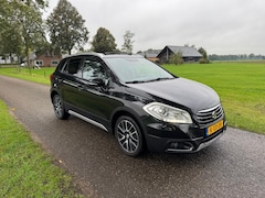 Suzuki SX4 S-Cross - 1.6 High Executive AllGrip | Panoramadak | Leder | Camera | Stoelverwarming |