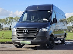 Mercedes-Benz Sprinter - 317 L3H2 LED 3.5T-Trekhaak Mbux 3-Zits/Leer Camera 170Pk Euro6 1e Eigenaar
