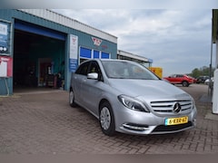 Mercedes-Benz B-klasse - 180 Ambition trekhaak/ bovag garantie