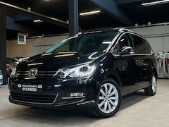 Volkswagen Sharan - 1.4 TSI Highline *7pers/Pano/Camera/Led/Trekhaak