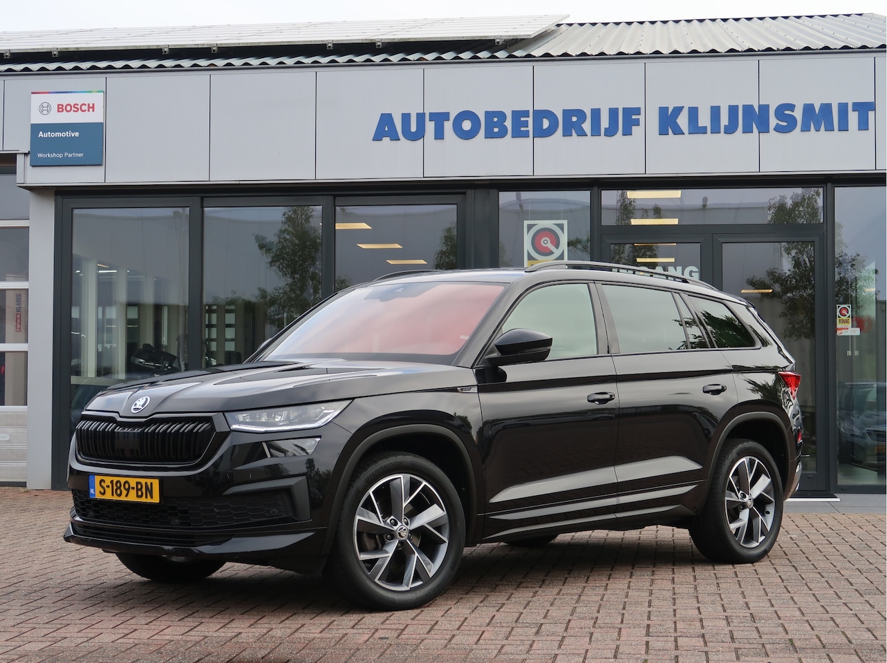 Skoda Kodiaq - 1.5 TSI Sportline Business 7 Pers. | ACC | Elektr Klep | Trekhaak | - AutoWereld.nl