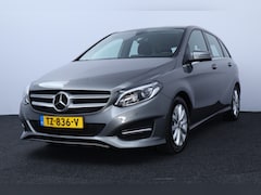 Mercedes-Benz B-klasse - 180 Ambition/ 16'' LMV/ LED Koplampen/ Keyless-GO/ Apple + Android/ Regensensor/ Navi/ Air