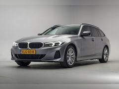 BMW 3-serie Touring - 320e Sport Business Plus Aut. [ Curved screen Sportstoelen LED ]