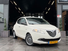 Lancia Y(psilon) - Ypsilon 0.9 TwinAir Gold|Airco|El Pakket|2e Eig|NAP