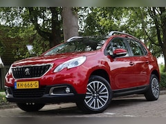 Peugeot 2008 - 1.2 PureTech Blue Lion | Panoramadak | Trekhaak | Navi |