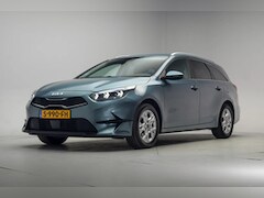 Kia Cee'd - Ceed 1.5 T-GDi MHEV DynamicPlusLine Aut. [ Navi Camera Stoelverwarming ]