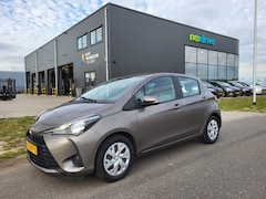 Toyota Yaris - 1.0 VVT-i Comfort Airco Trekhaak