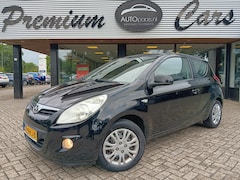 Hyundai i20 - 1.2i DynamicVersion Airco, TREKH, BETROUWBAAR EN ZUINIG