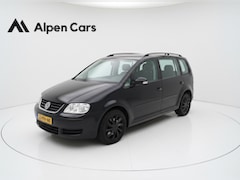 Volkswagen Touran - 1.6-16V FSI Trendline AC / Cruise controle / Trekhaak / APK 05-2027