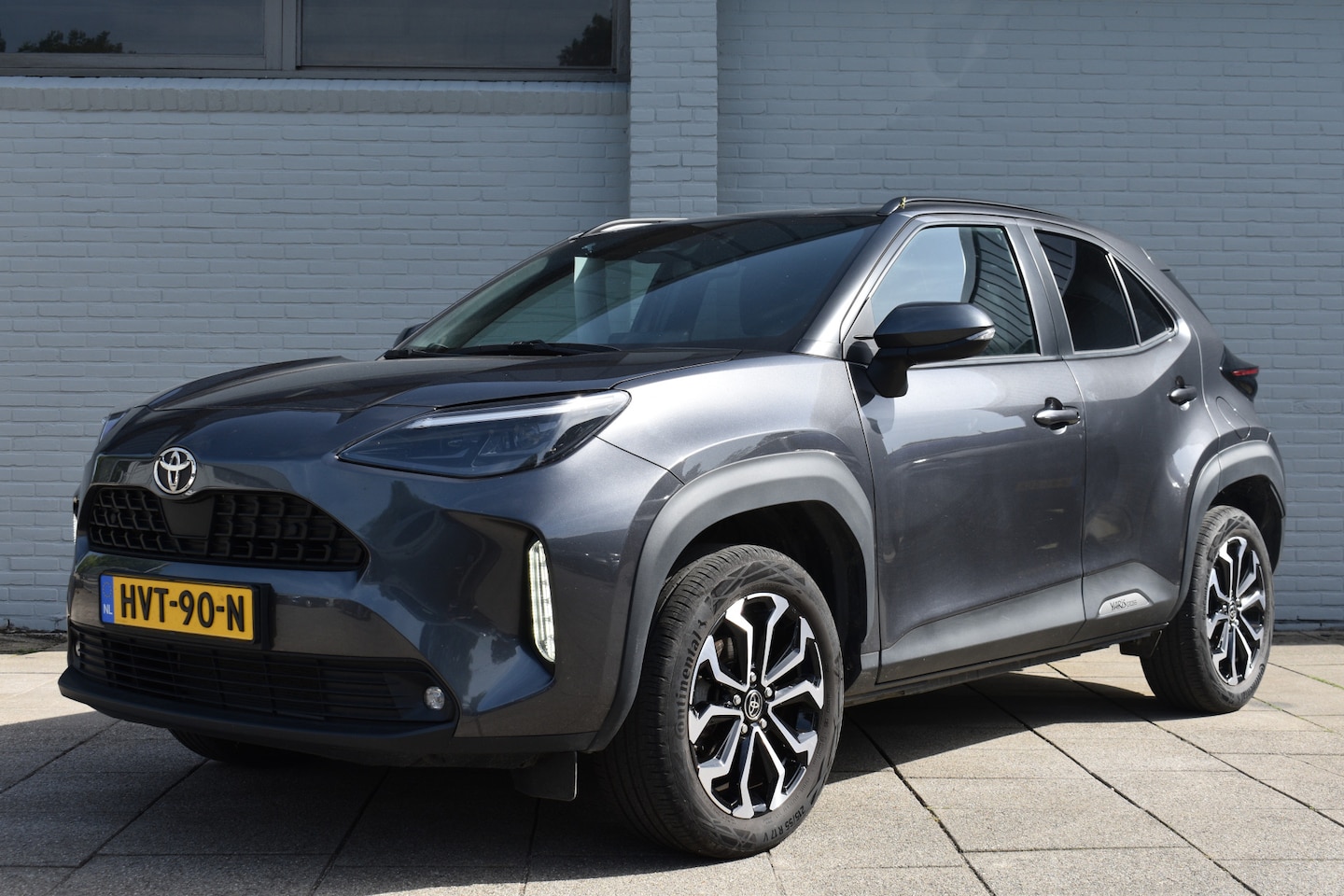 Toyota Yaris Cross - 1.5 Hybrid 130 Dynamic Limited Automaat 130pk | Parkeersensoren vóór én achter | Dodehoek - AutoWereld.nl
