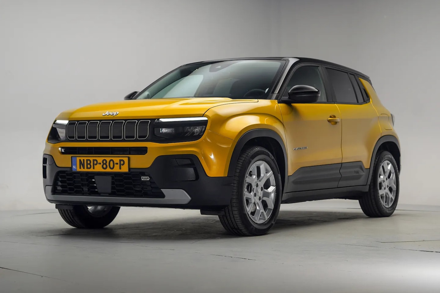 Jeep Avenger - Altitude Business Pack 54kWh [ LED Navi Apple/Android Adapt.cruise ] - AutoWereld.nl