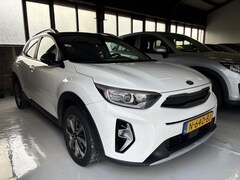 Kia Stonic - 1.0 T-GDi MHEV DynamicPlusLine | Camera | Keyless | Apple Carplay