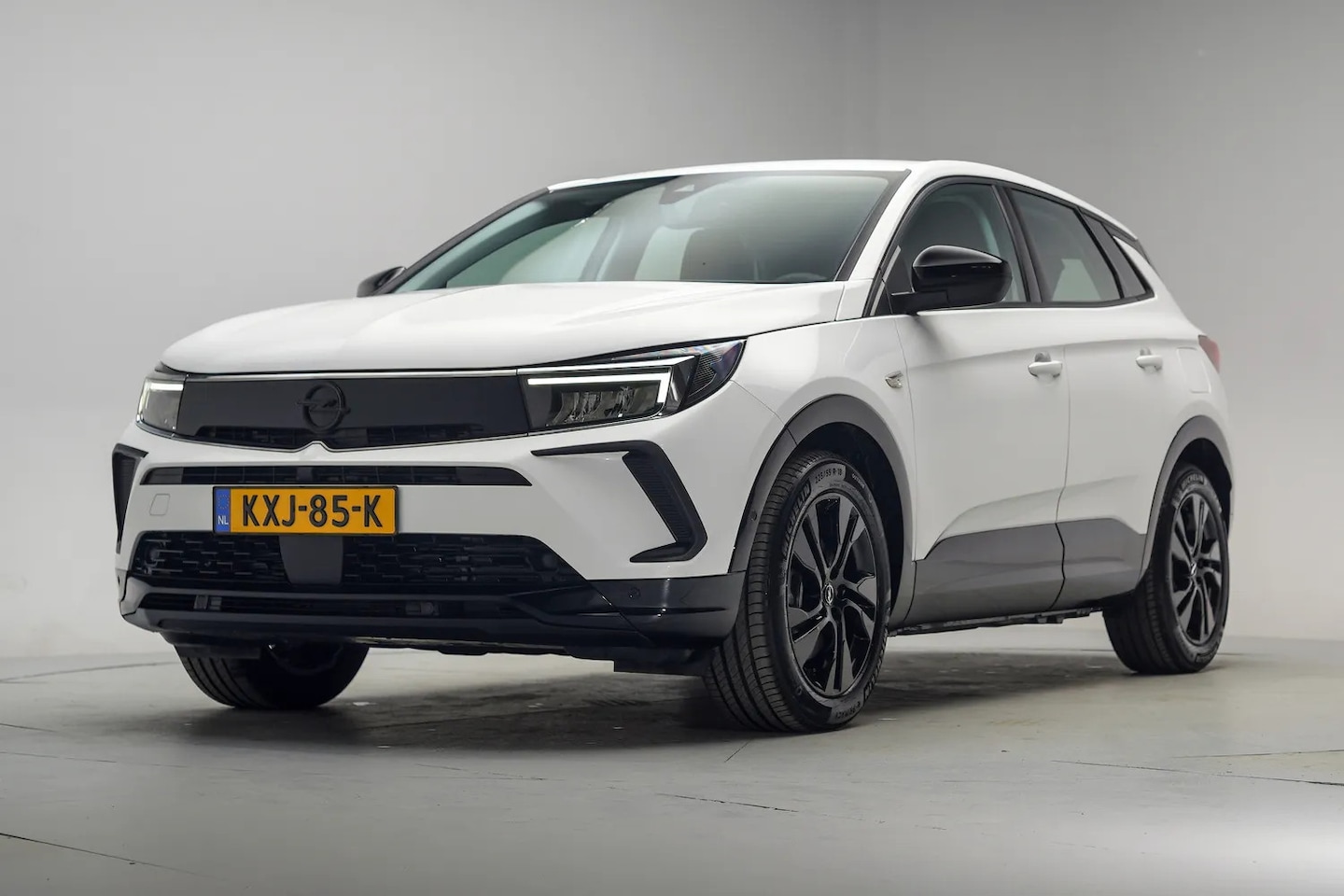 Opel Grandland - 1.6 Turbo Plug-In Hybrid GS Line Aut. [ Adapt.cruise Camera Stoelverwarming ] - AutoWereld.nl