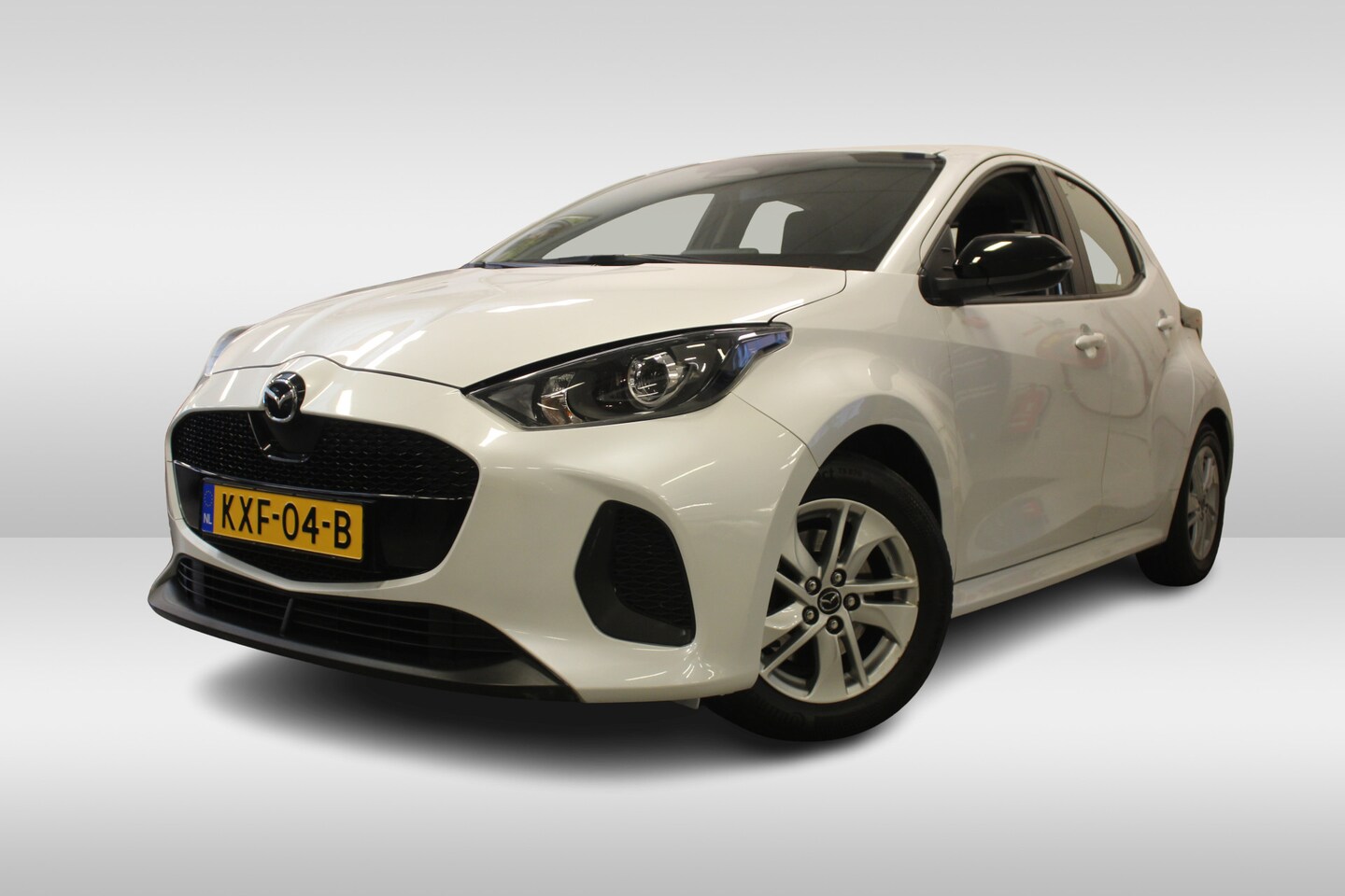 Mazda 2 Hybrid - 1.5 Centre-Line l Adaptieve Cruise Contol l Lane assist l Parkeercamera l Stoelverwarming - AutoWereld.nl