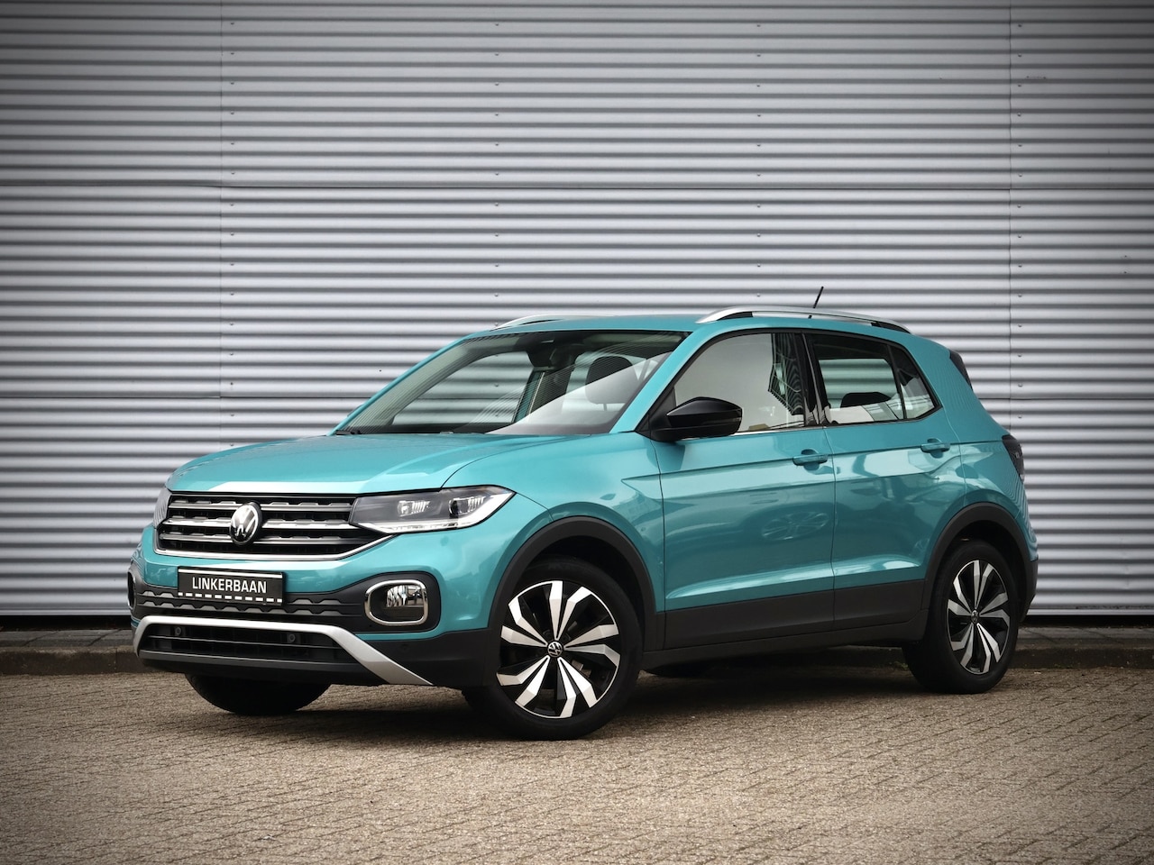 Volkswagen T-Cross - Style | Trekhaak | 17 inch | Stoelverwarming | Carplay | Sfeerverlichting | - AutoWereld.nl