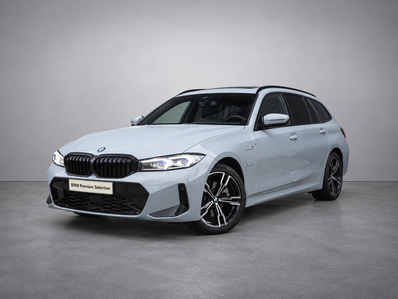 BMW 3-serie Touring - 330e | Ambiance verlichting | Comfort Access | Glazen panoramadak | Hifi System | Parking - AutoWereld.nl