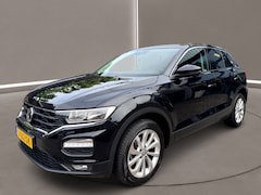 Volkswagen T-Roc - 1.6 TDI Style Business 116 Pk Airco Navi Pdc H6 Export