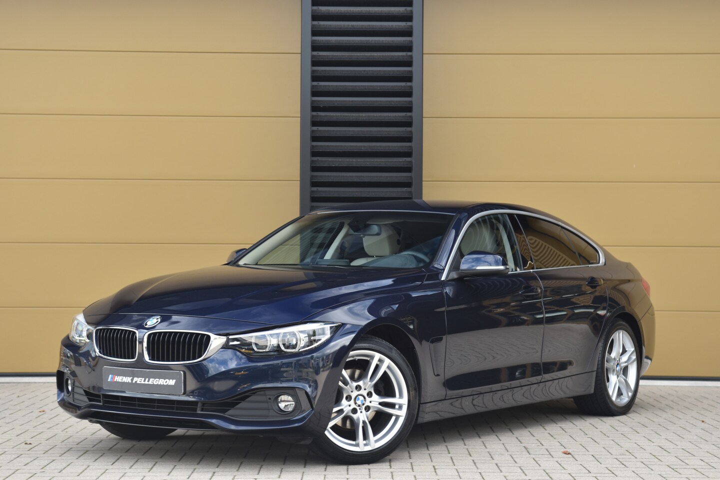 BMW 4-serie Gran Coupé - 420i High Executive * Sportstoelen * Lichtpakket * 18''M-Wielen * Individual Stuurwiel * F - AutoWereld.nl