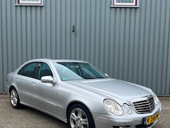 Mercedes-Benz E-klasse - 200 K. Classic zeer nette auto