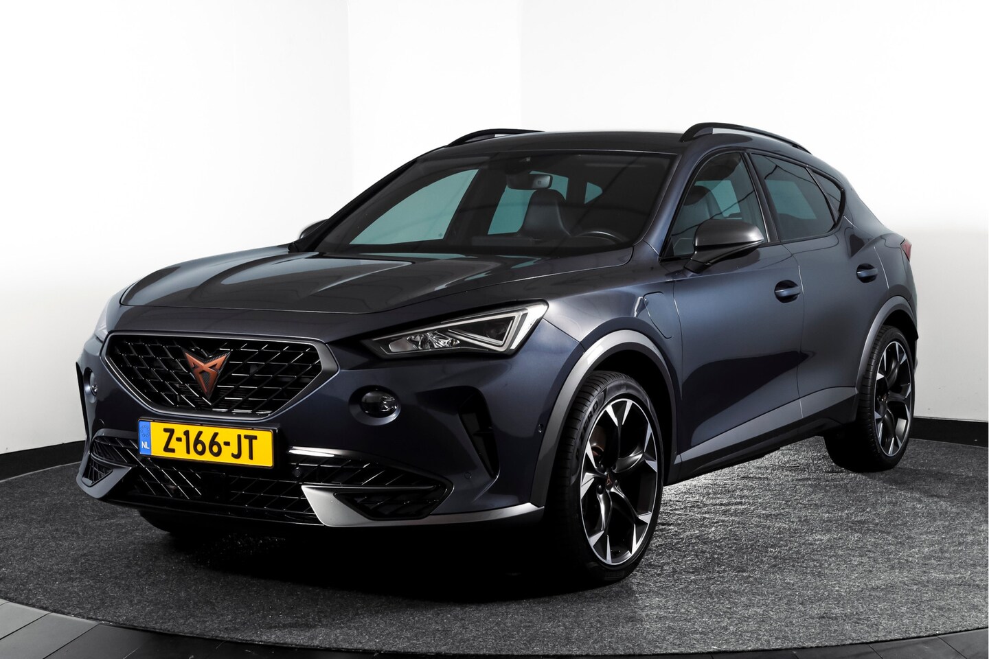 CUPRA Formentor - 1.4 e-Hybrid 245 PK VZ Performance | Elek. Trekhaak | Dig. Cockpit | Adapt. Cruise | Stoel - AutoWereld.nl