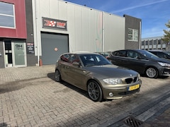 BMW 1-serie - 118d High Executive 2.0D Clima Leder
