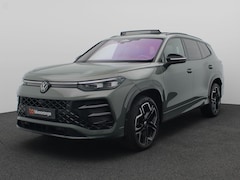 Volkswagen Tayron - 1.5 eHybrid R-Line Edition 272PK DSG Leder, Black Style, Head-up, Harman&Kardon, 360 gr. c