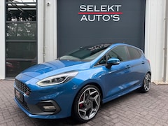 Ford Fiesta - 1.5 EcoBoost ST-3 Performance 200 Pk Pano/Launch Control/Sper Diff/Full Led/Cruise/Climate
