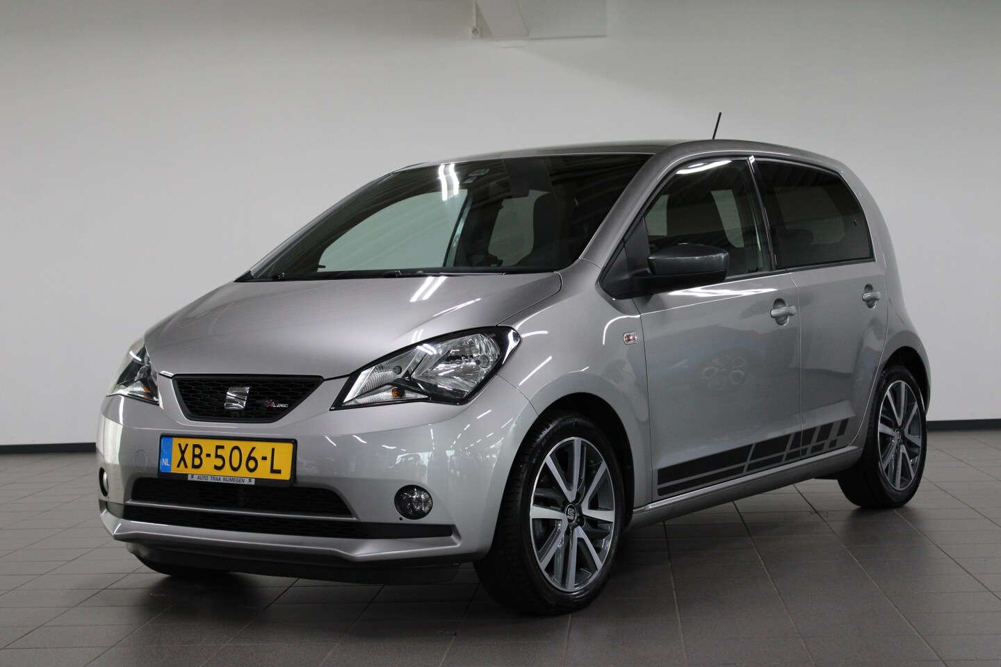 SEAT Mii - 1.0 FR Airco / Cruise control / Parkeersensoren / - AutoWereld.nl