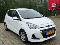 Hyundai i10 - 1.0i Comfort Apk 18/10/2027 cruis control airco aux usb elektrische ramen cv op afs